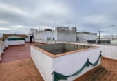 600m² commercial premises for sale in Lepe, Calle Monjas photo