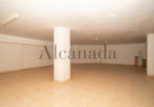 Local comercial en venta con 260m² en Pollensa, Carrer de Rubén Darío foto