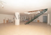 Local comercial en venta con 260m² en Pollensa, Carrer de Rubén Darío foto