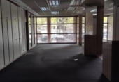 288m² commercial premises for sale in Ponferrada, Calle Puerto de Piedrafita photo