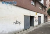 470m² commercial premises for sale in Ponferrada, Calle Obispo Osmundo photo