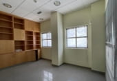 259m² commercial premises for sale in Ponferrada, Calle Batalla de Lepanto photo
