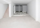Local comercial en venta con 298m² en Lérida, Carrer de les Corts Catalanes foto