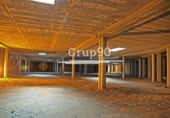 Local comercial en venta con 5700m² en Lérida, L-702 foto
