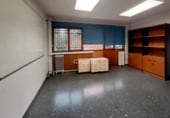 862m² offices for sale in Lérida, Carrer de l'Acadèmia photo