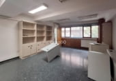 862m² offices for sale in Lérida, Carrer de l'Acadèmia photo