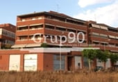 2000m² commercial premises for sale in Lérida, L-702 photo