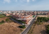 2000m² commercial premises for sale in Lérida, L-702 photo
