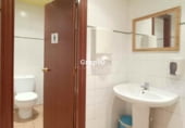 242m² restaurant for sale in Lérida, Carrer de Sunyer photo