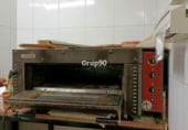 242m² restaurant for sale in Lérida, Carrer de Sunyer photo