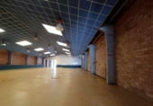 Local comercial en venta con 953m² en Lérida, Carrer Canal foto