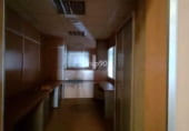 Local comercial en venta con 953m² en Lérida, Carrer Canal foto