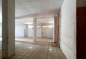 288m² commercial premises for sale in Lérida, avd. madrid photo