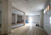 288m² commercial premises for sale in Lérida, avd. madrid photo