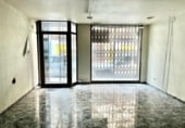 Local comercial
en venda
amb 128m² a Elx, Calle Blas Valero foto