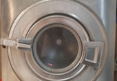 110m² laundromat for sale in Elche, Calle Juan Orts Román photo