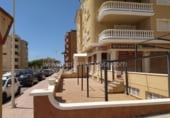 150m² commercial premises for sale in Guardamar del Segura, Avenida de la Libertad photo