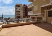150m² commercial premises for sale in Guardamar del Segura, Avenida de la Libertad photo