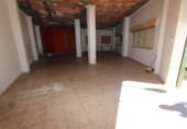 Local comercial en venta con 200m² en Guardamar del Segura foto