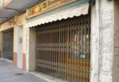 Local comercial en venta con 219m² en Petrer, Calle Reyes Católicos foto