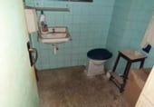 85m² commercial premises for sale in Monóvar, Calle Mayor photo