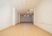 Local comercial en venta con 169m² en Almoradí, Calle San Emigdio foto