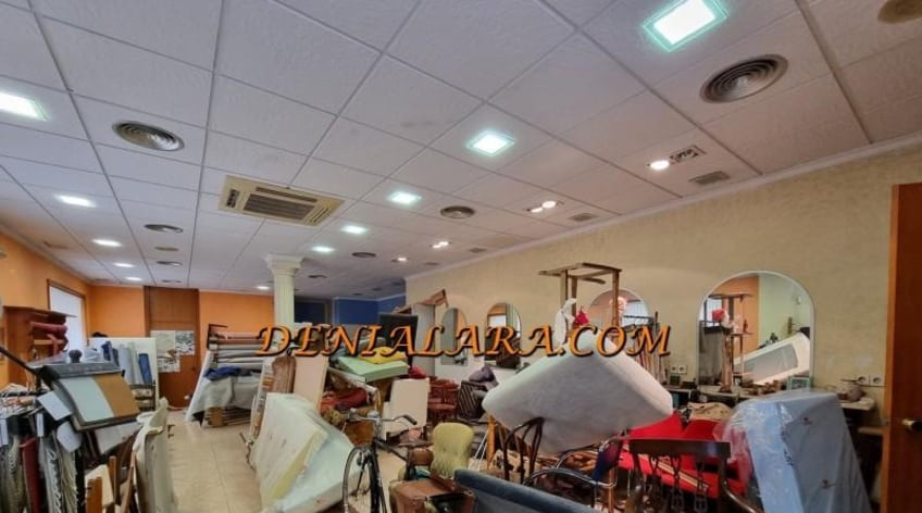 Local comercial