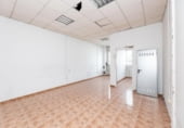 Local comercial en venta con 174m² en Albolote, Calle Láchar foto