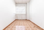 Local comercial en venta con 174m² en Albolote, Calle Láchar foto
