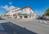 Local comercial en venta con 82m² en Armilla foto