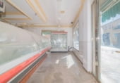 Local comercial en venta con 82m² en Armilla foto