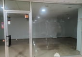 52m² commercial premises for sale in Baza, calle serrano, 18800 photo