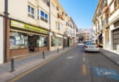 Local comercial en venta con 107m² en Baza, Prolongación de Corredera foto
