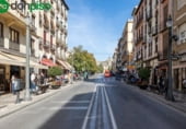 Oficinas en venta con 47m² en Granada foto
