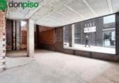 Local comercial en venta con 166m² en Granada, en la zona de San Lázaro, Avenida del Doctor Olóriz foto