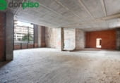 Local comercial en venta con 166m² en Granada, en la zona de San Lázaro, Avenida del Doctor Olóriz foto