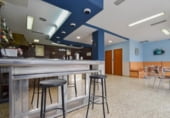Bar en venta con 103m² en Granada, en la zona de Joaquina Eguaras Beiro, Avenida Pulianas foto