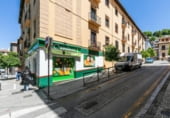Local comercial
en venda
amb 69m² a Granada, Patio de San Pedro foto