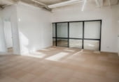 Nave Industrial en venta con 360m² en Santa Oliva foto