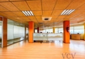 260m² bureau pour vente à Alicante, Avenida Saturno photo
