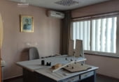 250m² office for sale in Córdoba, in the area of Santiago, Avenida del Gran Capitán photo