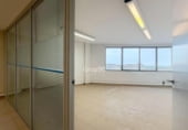 176m² office for sale in Lérida, Carrer Ballester photo