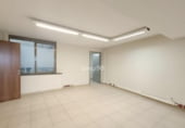 176m² office for sale in Lérida, Carrer Ballester photo