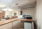 176m² office for sale in Lérida, Carrer Ballester photo