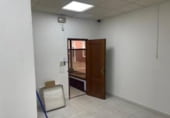 80m² commercial premises for sale in Palencia, Paseo del Otero photo