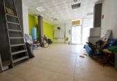 Local comercial en venta con 100m² en Deltebre, Carrer Sant Miquel foto