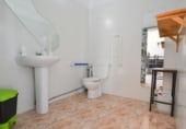 151m² commercial premises for sale in Deltebre, Carrer de la Bequessina photo