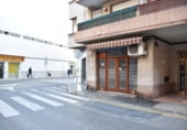 Local comercial en venta con 26m² en el Vendrell, Carrer Indústria foto