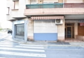 Local comercial en venta con 26m² en el Vendrell, Carrer Indústria foto