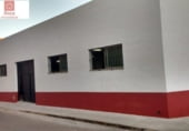 211m² warehouse industrial for sale in Montijo, Calle Arapiles photo